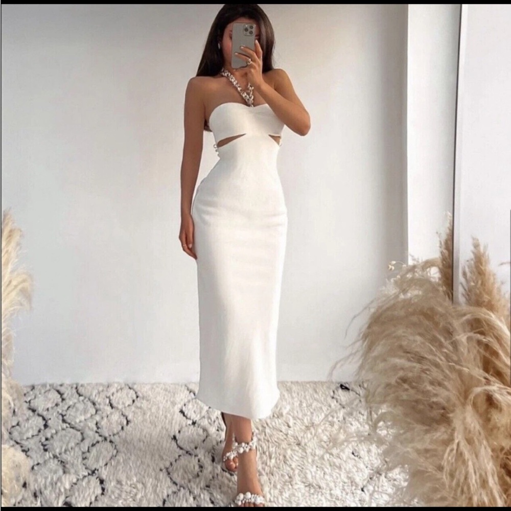 ZARA ECRU CUT OUT CHAIN DRESS LARGE